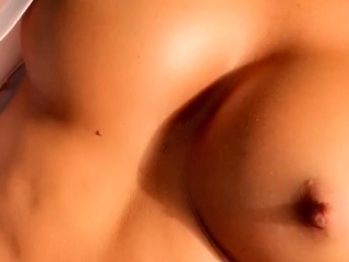 amateur kemplywishes fingering herself on live webcam