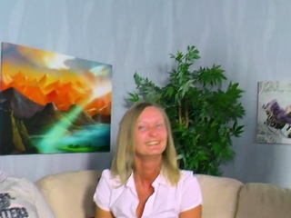 Horny milf wants a threesome with a second woman
