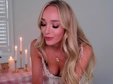 Gwen Gwiz – ASMR Massage
