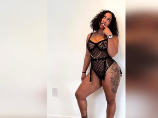 LABELLADX – LaBella tries on her sexy new outfits