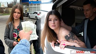 BangVan – Wannabe model Olivia Sparkle ditches jealous boyfriend for an RV ride!